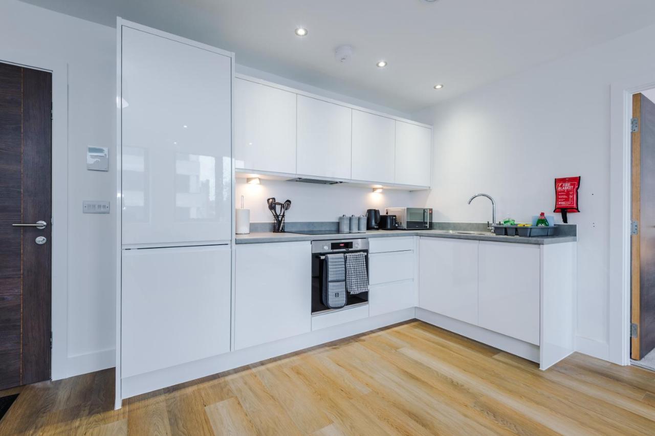 New! Stylish 2-Bed Apartment In Manchester By 53 Degrees Property - Amazing Location, Ideal For Small Groups - Sleeps 4! Экстерьер фото