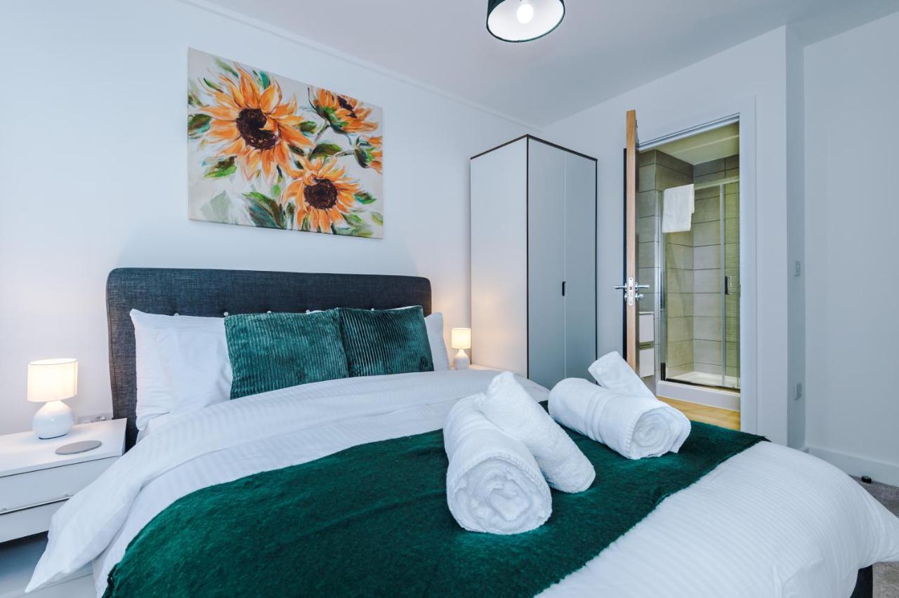 New! Stylish 2-Bed Apartment In Manchester By 53 Degrees Property - Amazing Location, Ideal For Small Groups - Sleeps 4! Экстерьер фото