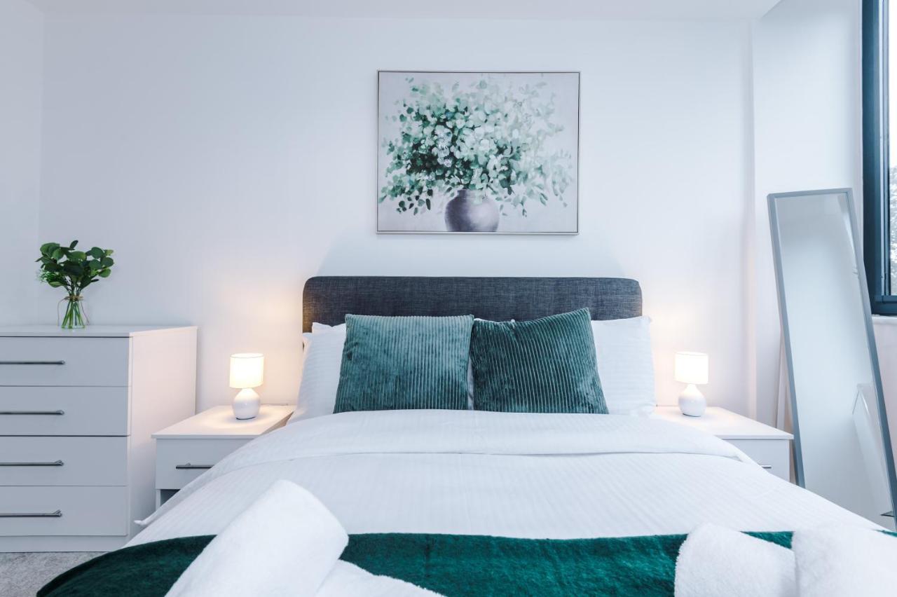 New! Stylish 2-Bed Apartment In Manchester By 53 Degrees Property - Amazing Location, Ideal For Small Groups - Sleeps 4! Экстерьер фото