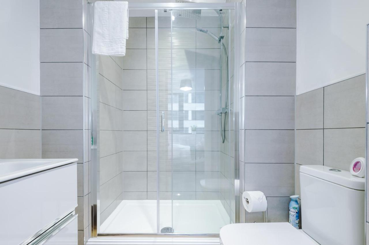 New! Stylish 2-Bed Apartment In Manchester By 53 Degrees Property - Amazing Location, Ideal For Small Groups - Sleeps 4! Экстерьер фото